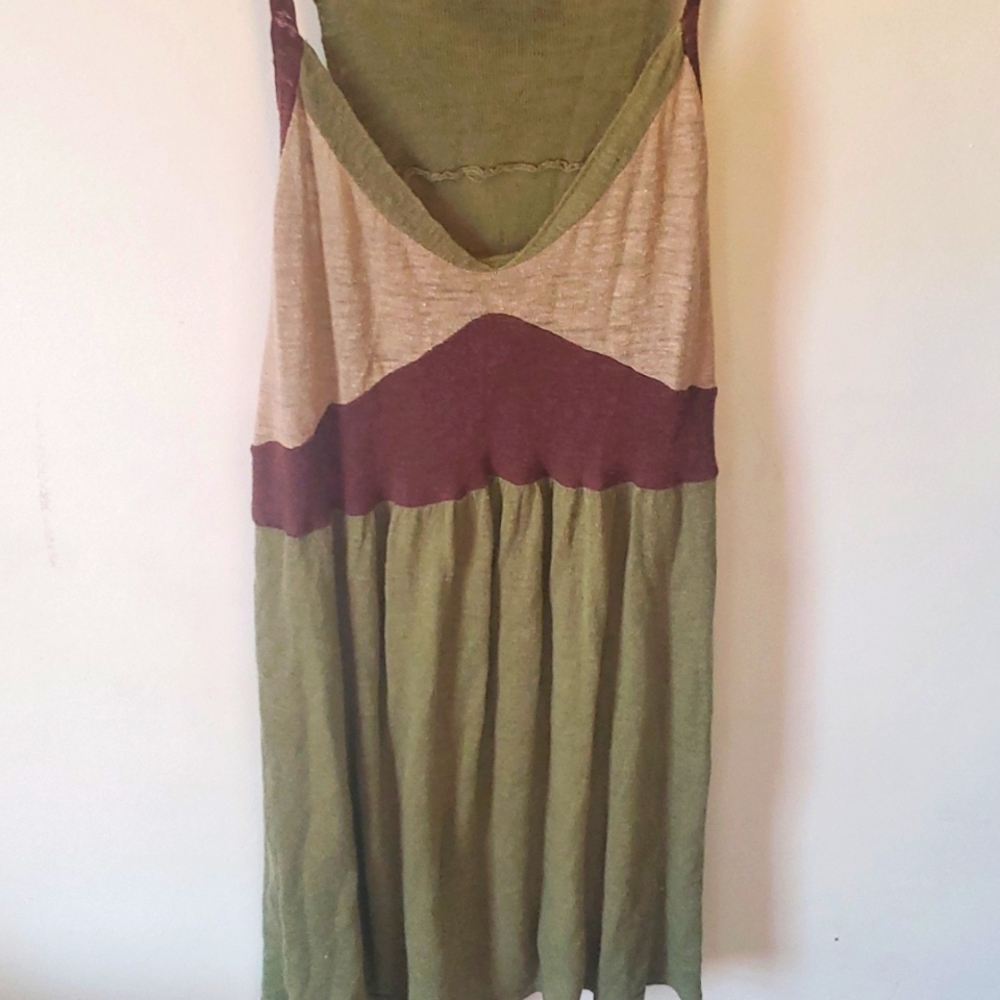 Ladies top by Laurie b  size small